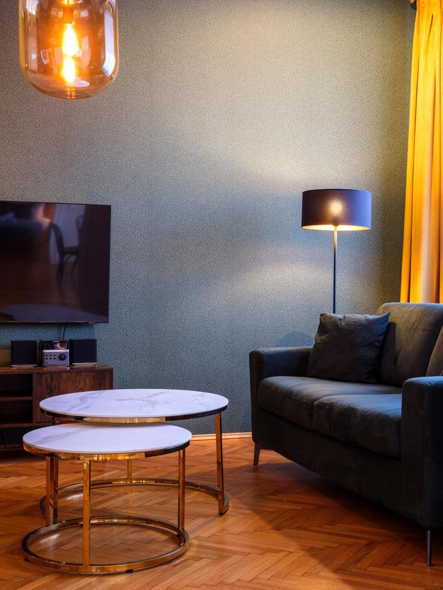 Tyzenhauz Grand Apartaments Cracovia Habitación foto